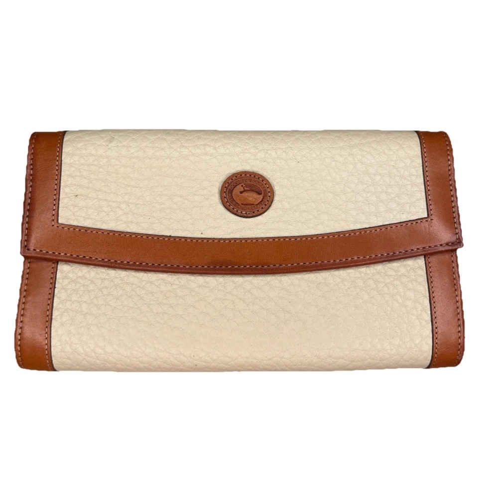 VINTAGE Dooney & Bourke pebbled ivory leather with tan trim classic wallet duck
